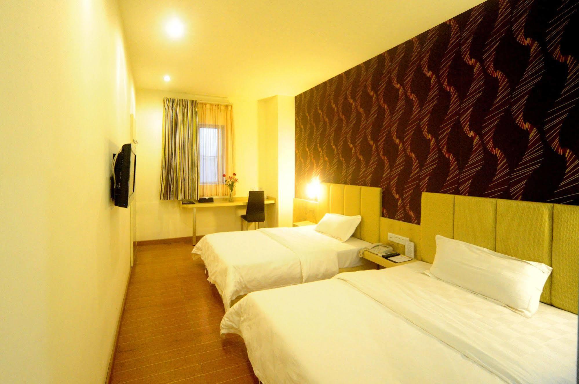 Tavernew Hotel Kanton Exterior foto